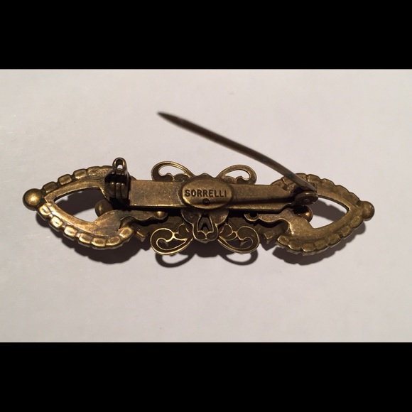 Stunning Sorelli bar pin…mint - Picture 2 of 2